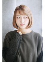 トランクイル サフリック(TRAN9UIL safric)&nbsp;20代30代40代　ハイトーン艶々ボブ【烏丸】＃703