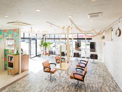 アグ ヘアー ピース 浜松高丘店(Agu hair peace)の写真