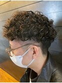 ツイストスパイラルパーマ マッシュ ツーブロック アッシュ