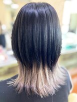 アークスヘアー&nbsp;10代20代30代大人可愛い裾カラーロングウルフレイヤー透明感