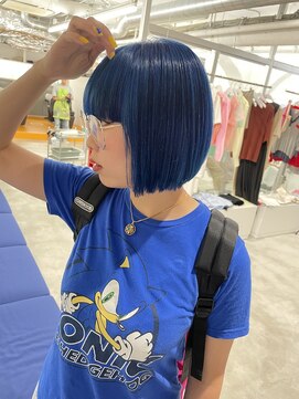 ヘン(hen) 【心斎橋hen】ブリーチ　ブルーヘアー　ダブルカラー