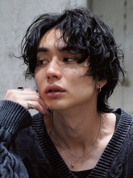 ライラ(Lyla) ［salonLyla］サイド無造作セクシーグランジツイスパミディアム