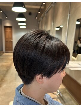 フープ 川越(hoop) サイドはスッキリな刈り上げショートスタイル