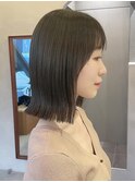 地毛風縮毛矯正切りっぱなしボブ顔周りオリーブベージュ表参道