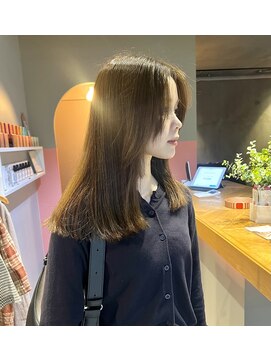 アルヴァ(ALVA) オリーブカラー×艶ロング【那覇美容室ALVA】