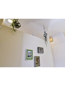 日常の疲れを癒す至福のヘッドスパ体験！落ち着いた雰囲気の中で心地よい時間を提供いたします♪