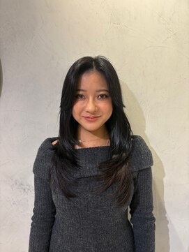 レイヤーカット×カーテンバング