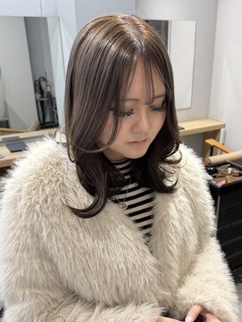 リベロ 柏(Libero) 透明感たっぷりグレージュカラー