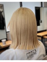 メゾンドイギー(MAISON de IGGY)&nbsp;ケアブリーチ＊抜きっぱなしブロンド＊切りっぱなしボブ