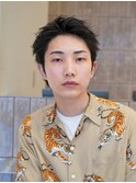 メンズショートヘア スパイキーショート アップバング