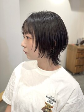 プリームヘアーホワイト(Pleame hair WHITE) 透け感レイヤー黒髪ボブ