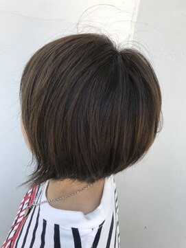 ビューティーコレクション 静岡北店 アシメショートボブ