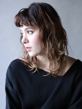 フリップビーアヴェダ(FLIP B AVEDA) 【FLIP B AVEDA】ゆるふわパーマミディ