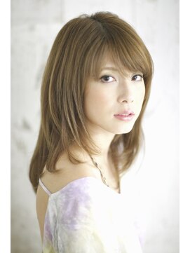 アルト(Alto) メルティカラー大人可愛いセミディレイヤ 【渋谷　明治神宮前】