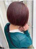 ショートボブ×レッドカラー