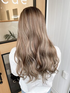 キュー(cue) 【cue】ハイライトミルクティーベージュ