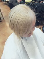 カルフール ロコ 草加西口店(Carrefour LOCO)&nbsp;～外国人クラウド風～＜プラチナホワイトベージュ＞