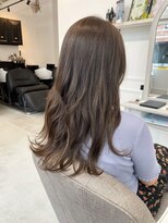 アルト(ALTO)&nbsp;愛され大人可愛い透明感アッシュロング20代30代40代