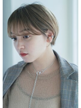 ガーデン タチカワ(garden tachikawa) 20代30代大人かわいい耳掛けショート×ハイライトべージュ