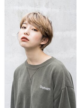 アッシュ 祐天寺店(Ash) 耳掛けマッシュショート