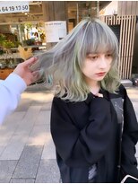 ペレ 渋谷(PELE)&nbsp;R12_ホワイトシルバー×ミントグリーン ブリーチ2回～