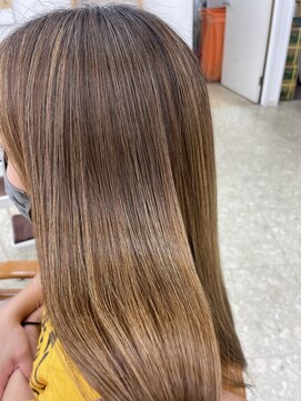 レオ 幸手(Leo) 20代30代40代髪質改善トリートメント艶感ストレート透明感