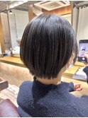 ショートボブ