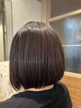 ブリング バイ スノードロップ 吉祥寺(BRING by Snowdrop) デザインカラー/レイヤーカット/ウェットヘア/オリーブベージュ