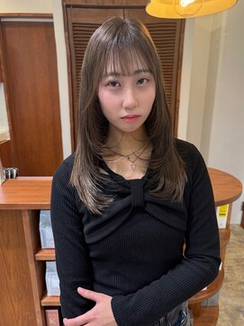 コレット 大宮(collet) 韓国風レイヤー　ミルクティーベージュ