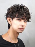 メンズ渋谷シャドウパーマ緩めツイストスパイラルパーマ韓国ヘア