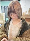 アンブレラカラーベージュボブ
