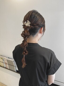 チーモ ハッピー ヘア メイク(CheeMo happy hair make) 編みおろしヘア