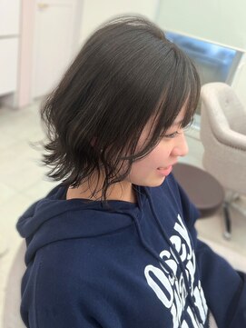 エレラビューティー(ELERA beauty) 顔まわりレイヤー/デザインカット/似合わせ/透明感