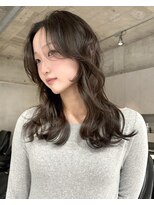 フィルムス ヨコハマ プラス(FILMS 横浜 +) ひし形レイヤーボブハッシュ/顔周り/オリーブベージュ/横浜+