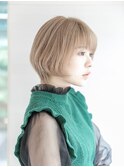 セクションカラー/グラデーションカラー/ペールベージュ/秋葉原