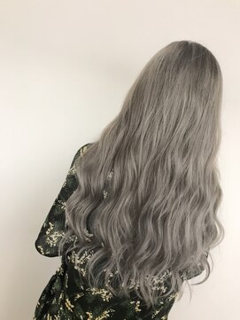 エリス ウメダ(Eliss umeda) 【冬カラー】ホワイティアッシュグレージュ