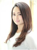 大人可愛いツヤ髪ストレートロングレイヤー・１