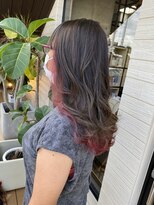ヘアメイク ゼロ(0)&nbsp;インナーカラーピンク