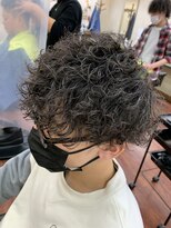 メンズ美容室 タカミ&nbsp;無造作ツイストスパイラル　波巻きパーマ　マッシュ