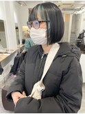 ミニボブ＿ブラントカット＿切りっぱなしボブ＿インナーカラー