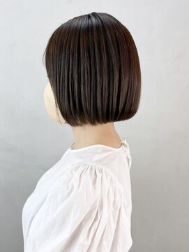 アイティーバイアルバム 松戸店(IT by ALBUM) ナチュラルボブ_外ハネボブセクションカラー_ba378671