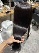 リーオオサカ(Lee Osaka)&nbsp;透明感がたっぷりのカラー/kana