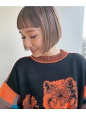 ミルクティーベージュハイライトカラーブロンドベージュミニボブ