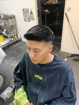 メリケンバーバーショップ フクオカ(MERICAN BARBERSHOP FUK) ハイライトマッシュパーマウルフアッシュブラック