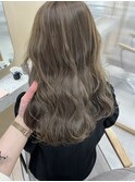 ブリーチなしオリーブベージュ【Zina 保科侑花】