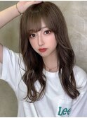 流し前髪レイヤーカットくびれヘア韓国ヘアミルクティーカラー