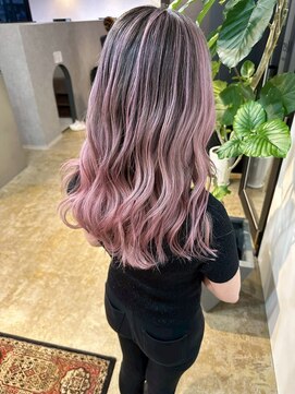 メリー オオサカ(Merly Osaka) white pink balayage