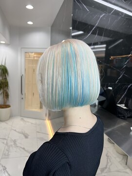 ラピス 渋谷本店(Lapis) インナーカラー/髪質改善/ショートボブ/ホワイトブルー
