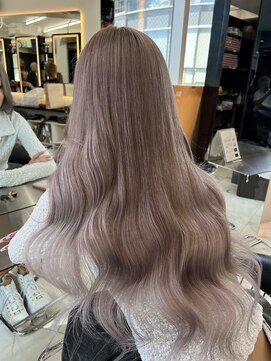 ラピス 渋谷本店(Lapis) パールホワイトカラー/シールエクステ/レイヤーカット/韓国巻き