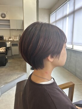 ニナル(Ninal) 丸みショート